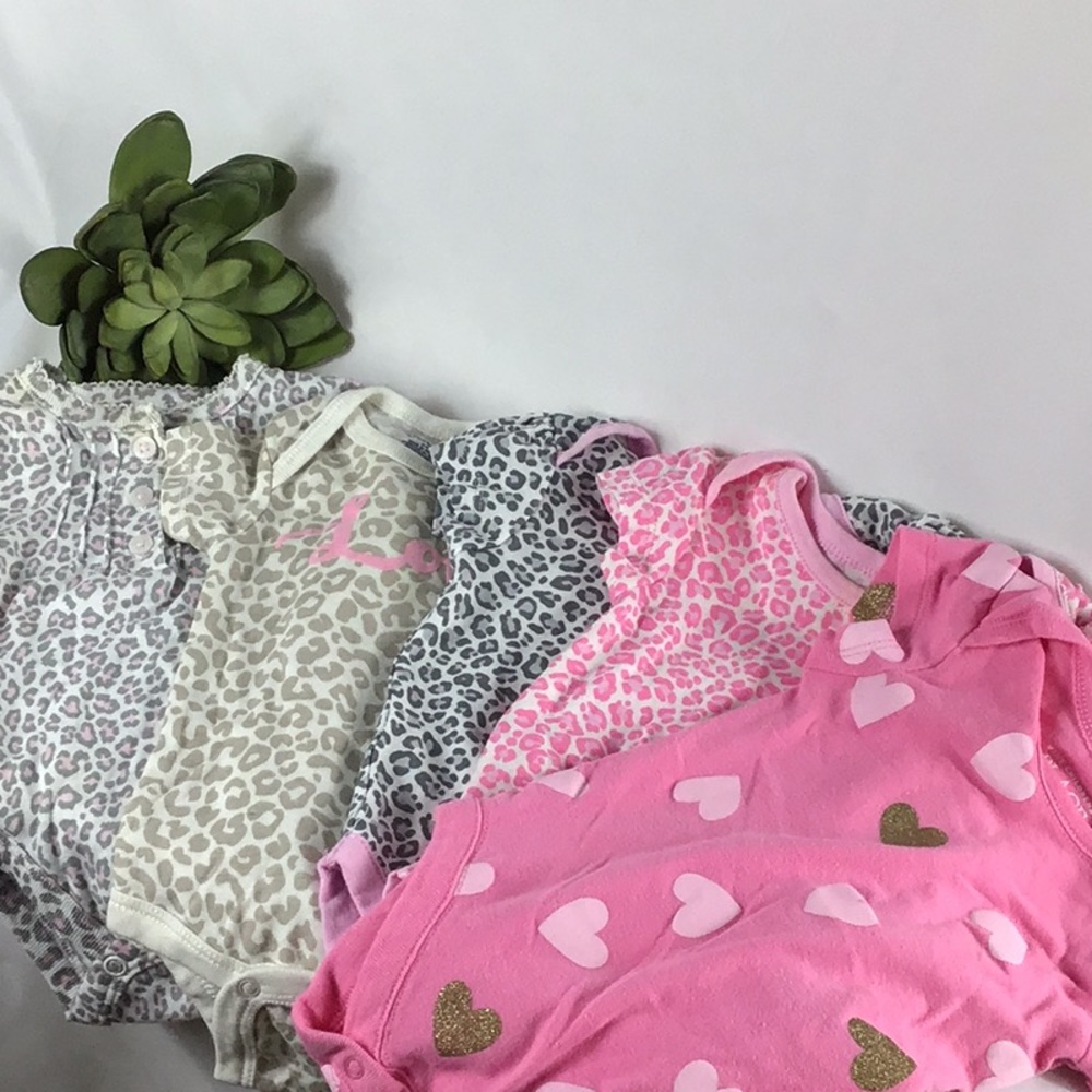 5 for $25 Set of 5 Animal Print Onesies size 3-6M